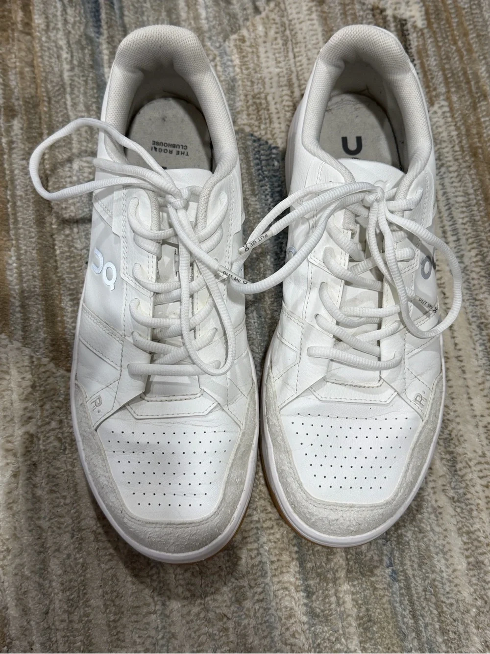 On Running Men’s White Leather Sneakers with Perforated Toe